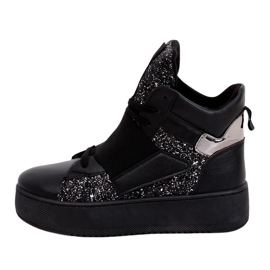 Mustat lenkkarit LA56 musta