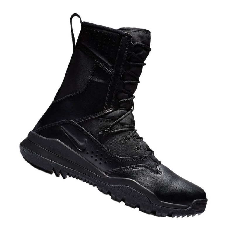 Nike Sfb Field 2 8 "M AO7507-001 kenkä musta