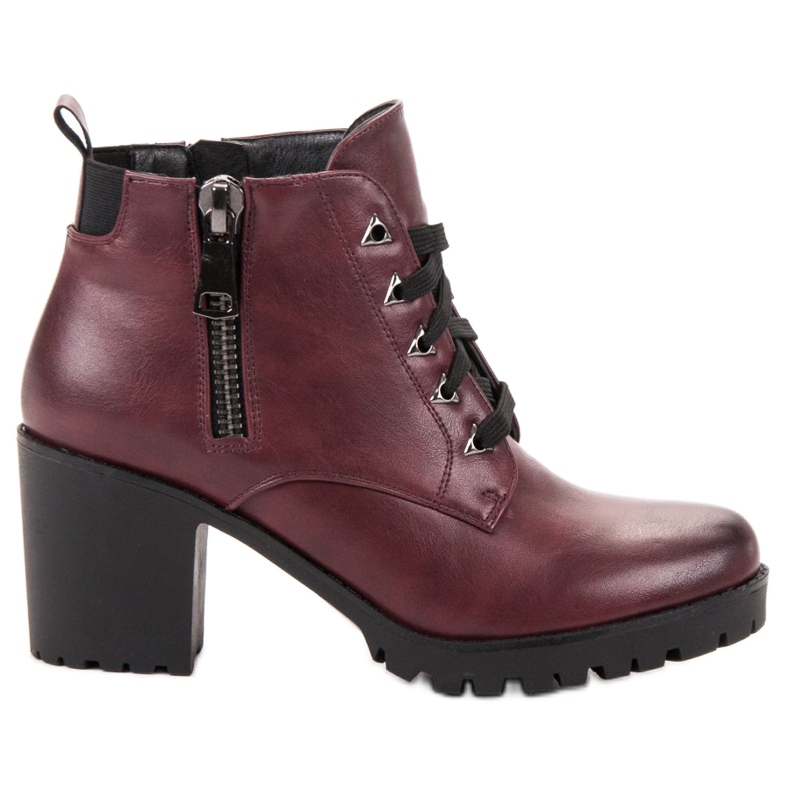 Vinceza Matalat saappaat baarissa punainen