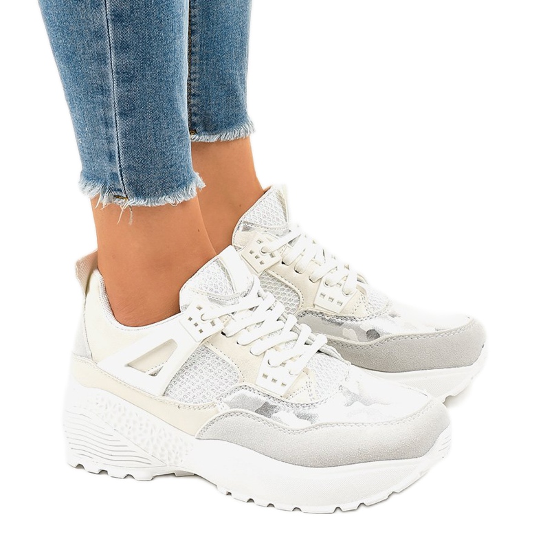 Valkoiset muodikkaat naisten urheilukengät C2 valkoinen