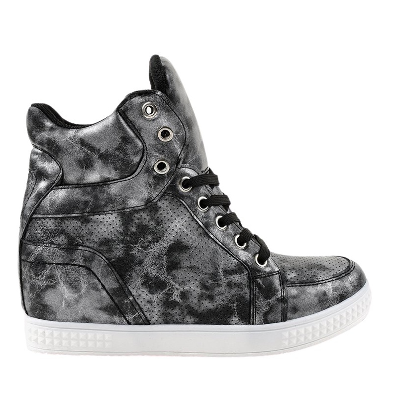 Mustat lenkkarit, joissa on nauhoitetut kiilat ON001