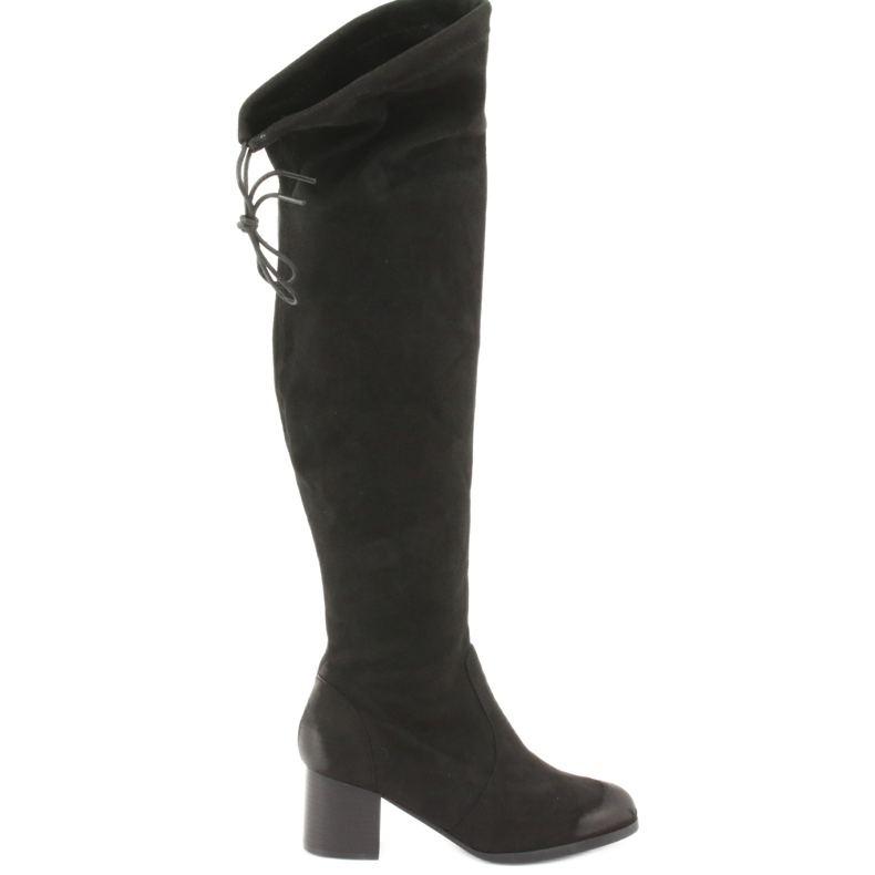 M.Daszyński Musta mokka polvisaappaiden päällä 1715