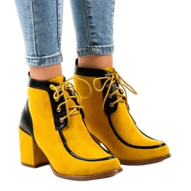 Kamelin mokkanahkaiset nilkkurit HF-296-pylväässä ruskea monivärinen