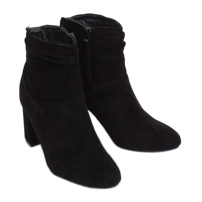 Klassiset mustat korkokengät 9018-7 Musta