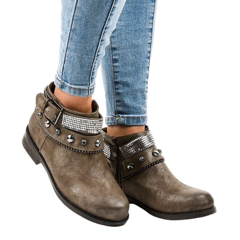 Ruskeat saappaat koristeltu LL178 -vetoketjulla