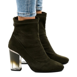 Vihreät mokkanahkakengät H8-93-pylväässä