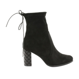 M.Daszyński Mokkanahkaiset nilkkurit koristekorolla Daszyński 154 musta M.Daszyński Mokkanahkaiset nilkkurit koristekorolla Daszyński 154 musta