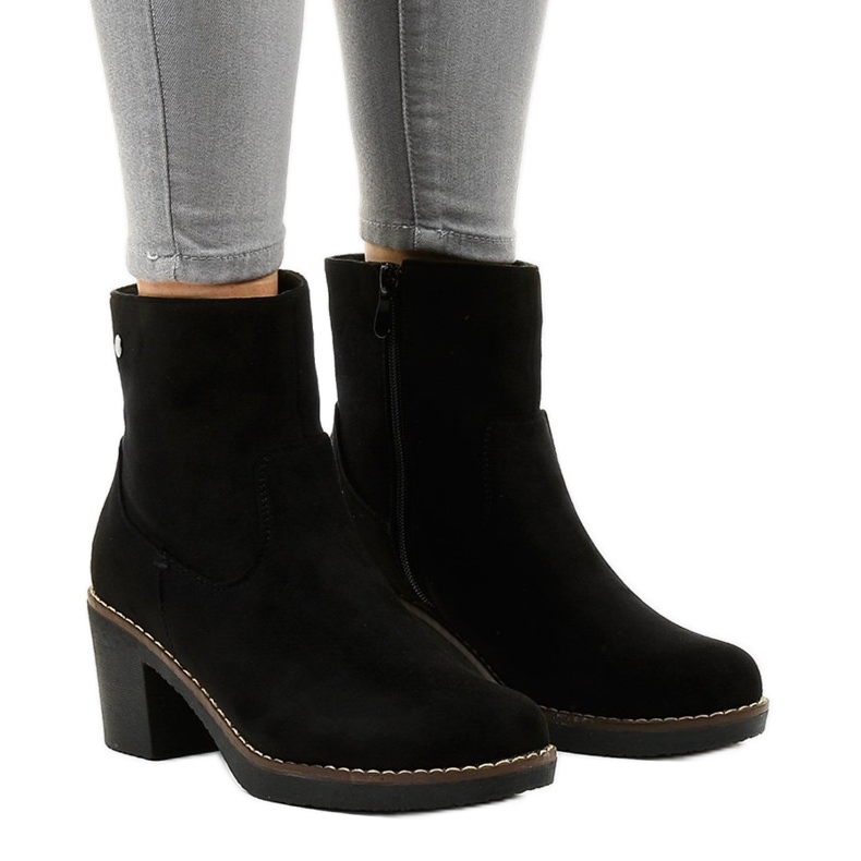 Mustat mokkanahkaiset korkokengät 8B852