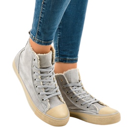 Harmaat eristetyt lenkkarit T-040