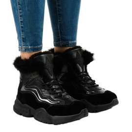 Mustat eristetyt lenkkarit LS-2062