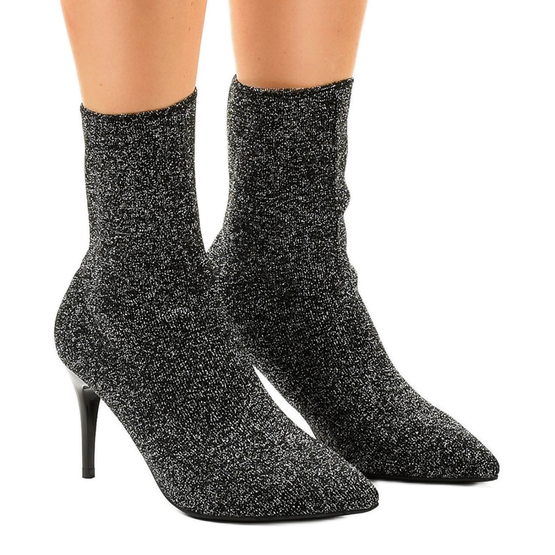 Mustat ja hopeiset nilkkurit LL-103P harmaa