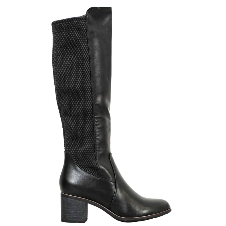 Filippo Saappaat pylväässä musta