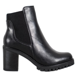 M.Daszyński Mukavat saappaat pylväässä musta