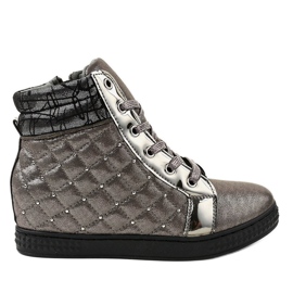 Harmaat lakatut lenkkarit kiilassa R468-3