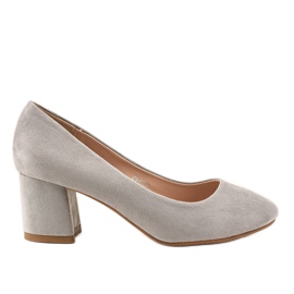 Harmaat mokkapumput FM1089 -pylväässä