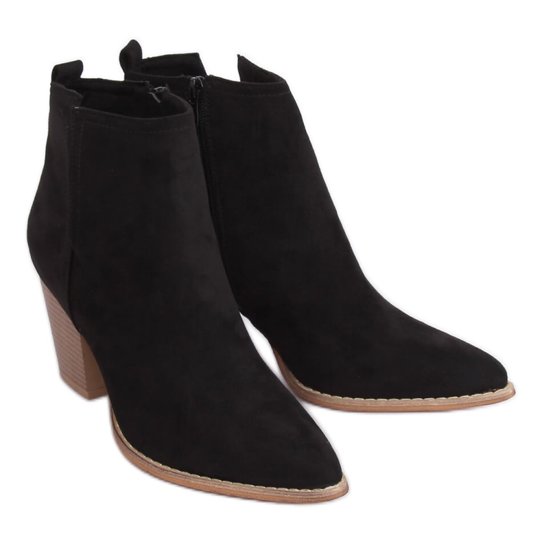 Mustat saappaat siirtymävaiheen mustalla ZE03P Black