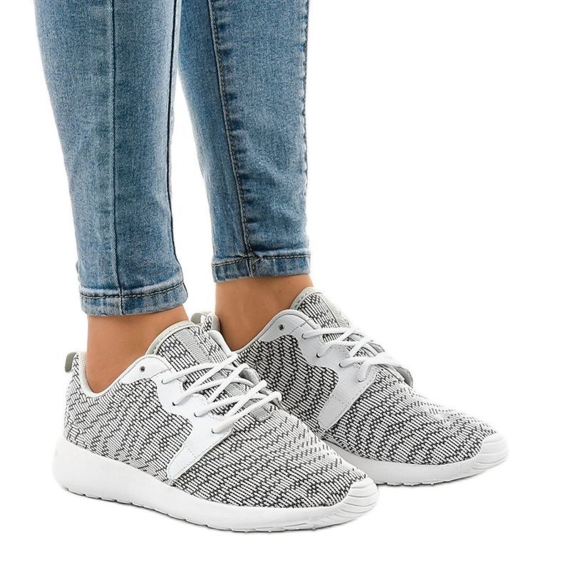 Valkoiset naisten urheilukengät 7-6875C monivärinen