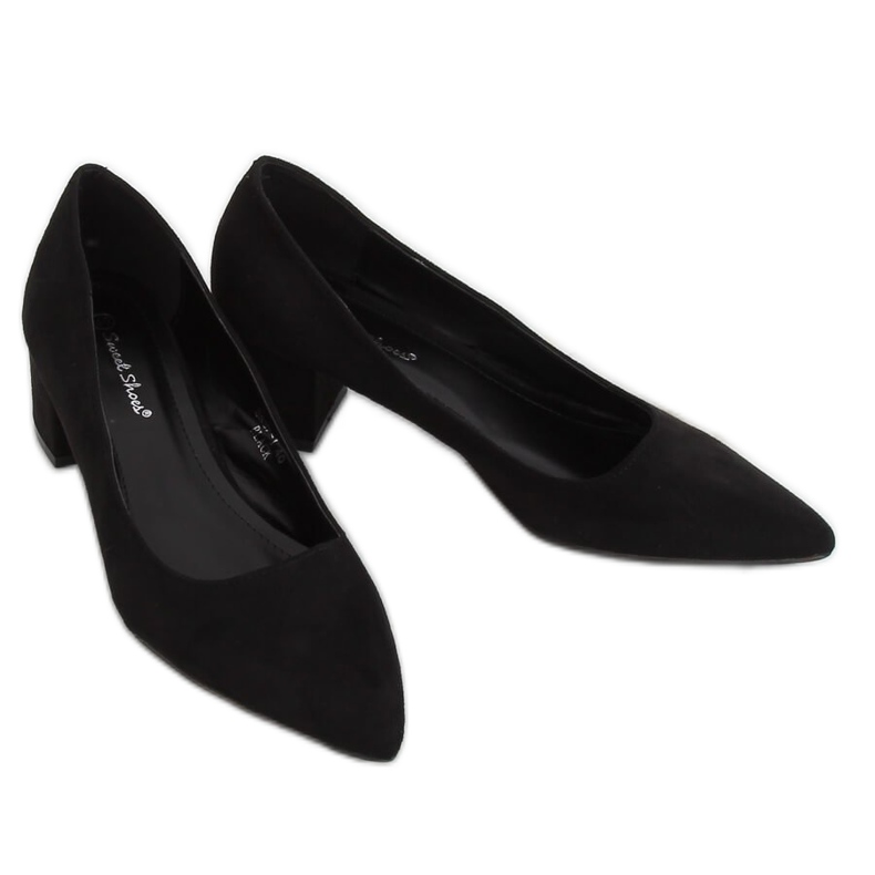 Avokkaat musta korkokengät 3837 musta