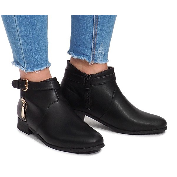 Saappaat vetoketjuilla 288-89 musta