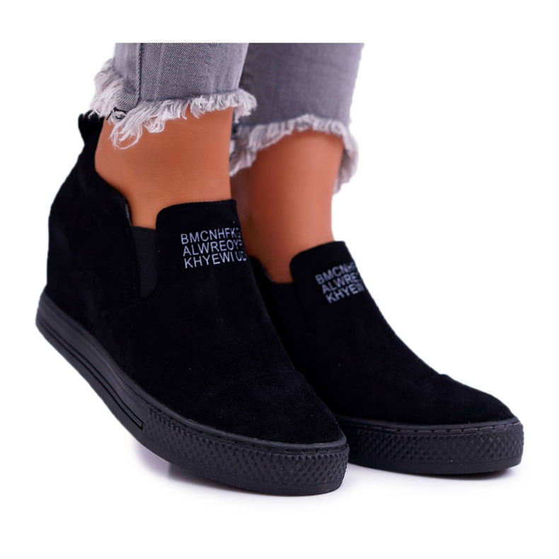 Naisten Snekers Tennarit Lu Boo Slip-on Black Kaori musta