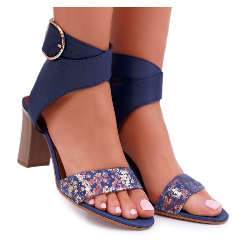 Nahkaiset naisten sandaalit Maciejka kantapäässä laivastonsininen 03597