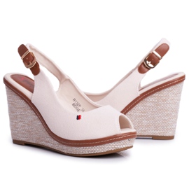 SEA Naisten sandaalit Wedge Beige Tommy
