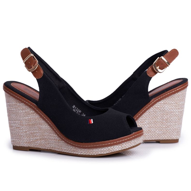 SEA Naisten sandaalit Wedge Black Tommy musta