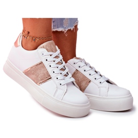 Naisten urheilukengät valkoinen ja kulta jatkavat