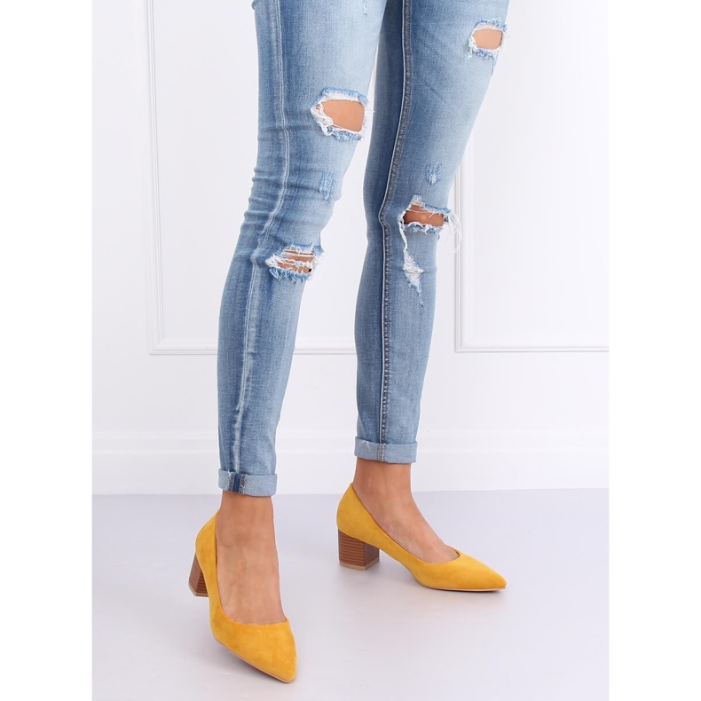 Pumput puisella kantapäällä CL75P Keltainen hunaja