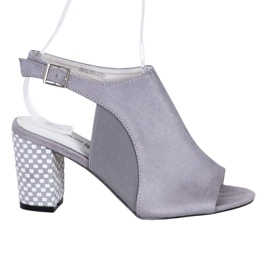 Goodin Rakennetut sandaalit, joissa on ruudullinen kantapää harmaa