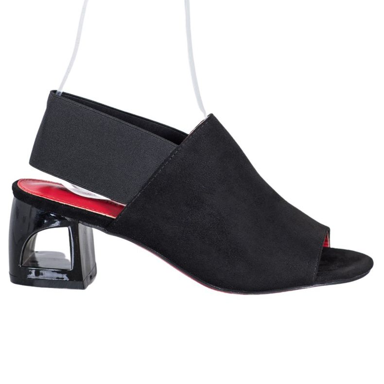 Goodin Slip-on kengät postissa musta