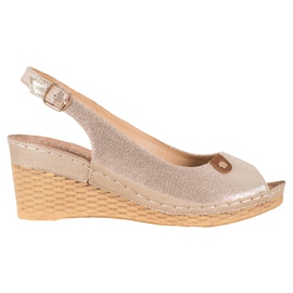 Kiiltävät Wedge -sandaalit VINCEZA kultainen