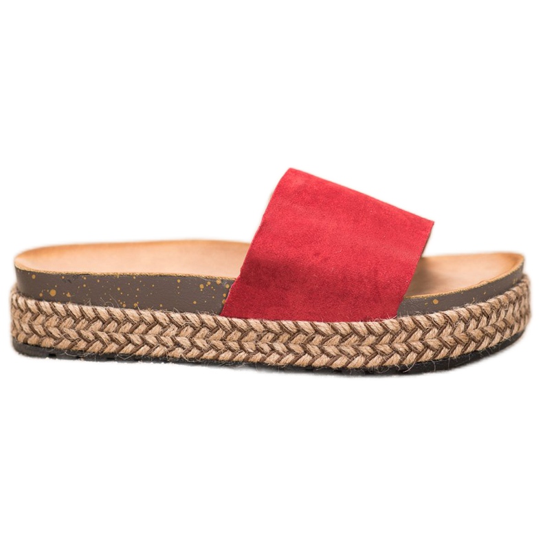 Comer Rento tossut alustalla punainen