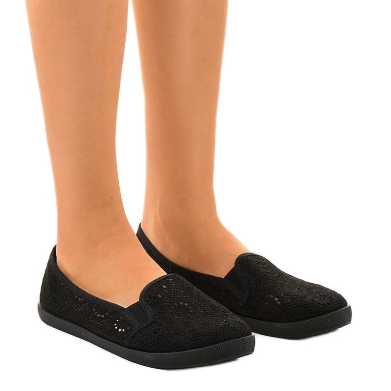 HJ1709 mustat, aukeavat, avoimet lenkkarit