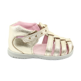 Mazurek 245 kulta -nahkaiset sandaalit kultainen