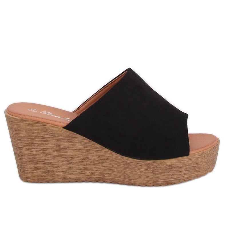 Mustat tossut kiilassa musta 10-236 Musta