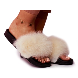 SEA Naisten tossut turkisvalkoisella Belmondolla valkoinen musta