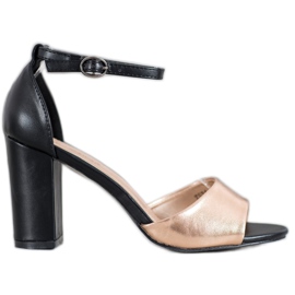 Small Swan Klassiset sandaalit baarissa musta keltainen