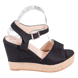 Clowse Mustat sandaalit korkealla kiilalla