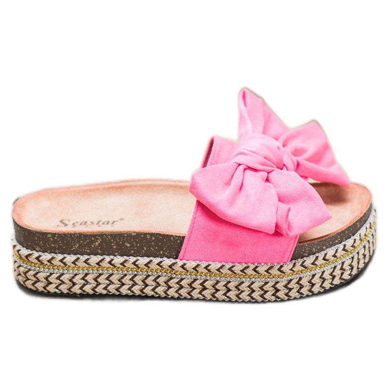 Seastar Tossut, joissa on jousi lavalla vaaleanpunainen