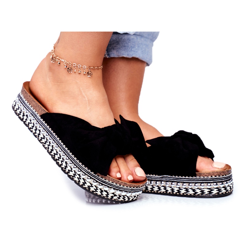 Naisten korkeat tohvelit, musta Mortigo