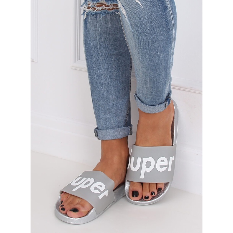 Harmaat ja hopeiset naisten tossut CK110 Silver