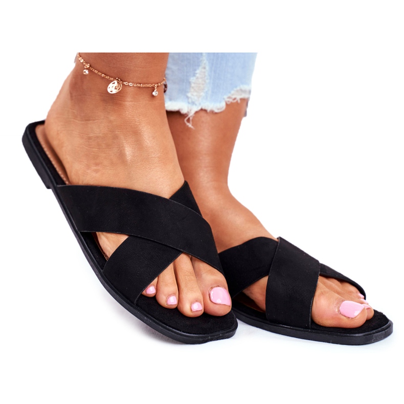 Naisten tohvelit, Raidat, Risti, Musta Filippiinit