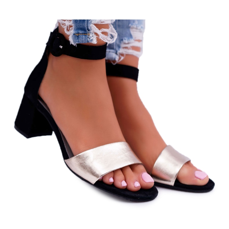 Naisten sandaalit Maciejka Nahka Mokkanahka Musta 04141-25 / 00-5 keltainen