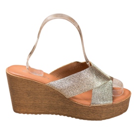 Renda Vaalean kultaiset kiilatossut kultainen