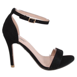 Musta GG-85P Mustat sandaalit nastassa