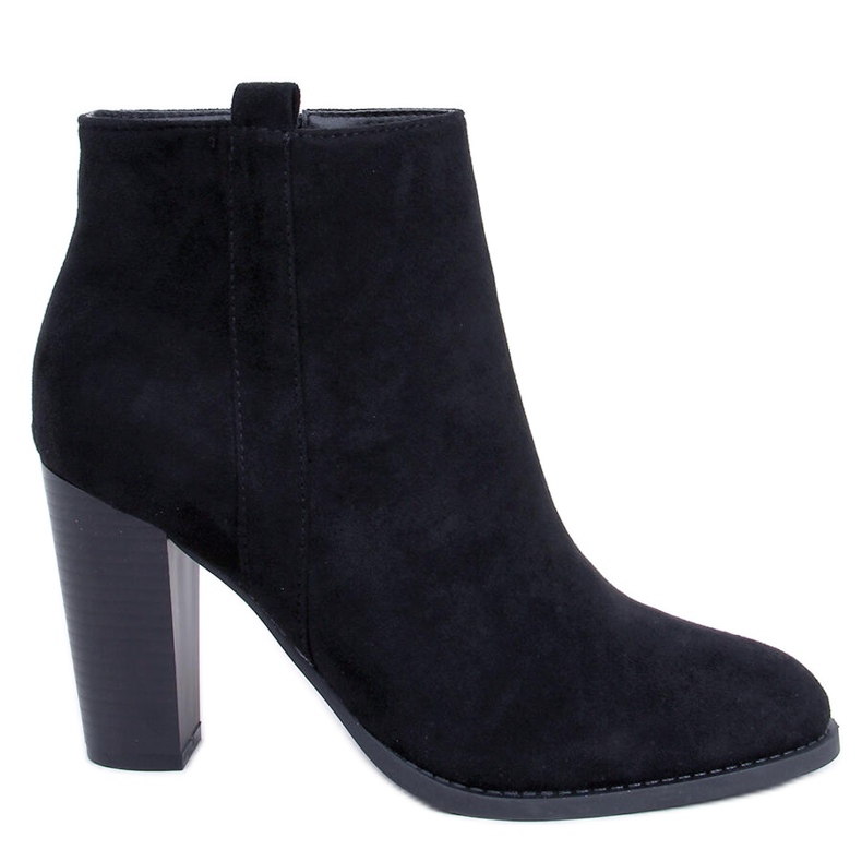 Klassiset mustat korkokengät UK09P Musta