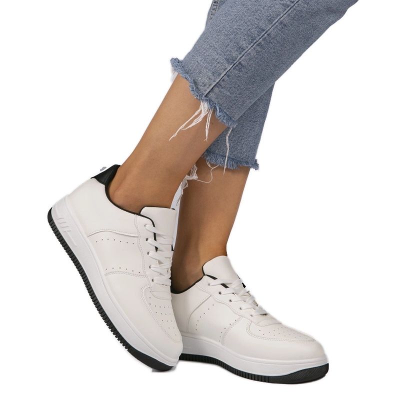 Mustavalkoiset klassiset BL3619-SP lenkkarit valkoinen