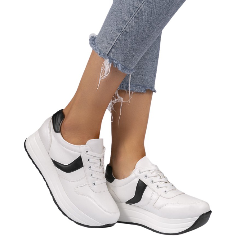 Valkoiset urheilukengät, BK-20 lenkkarit valkoinen