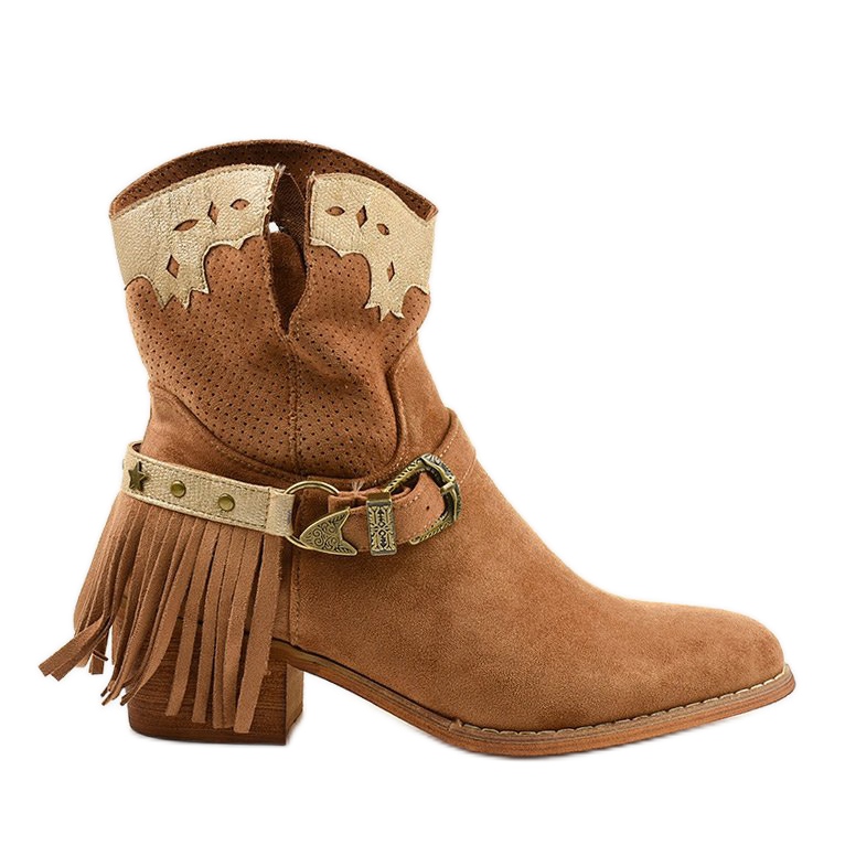 Sukupolven ruskeat mokkanahkaiset nilkkurit postissa